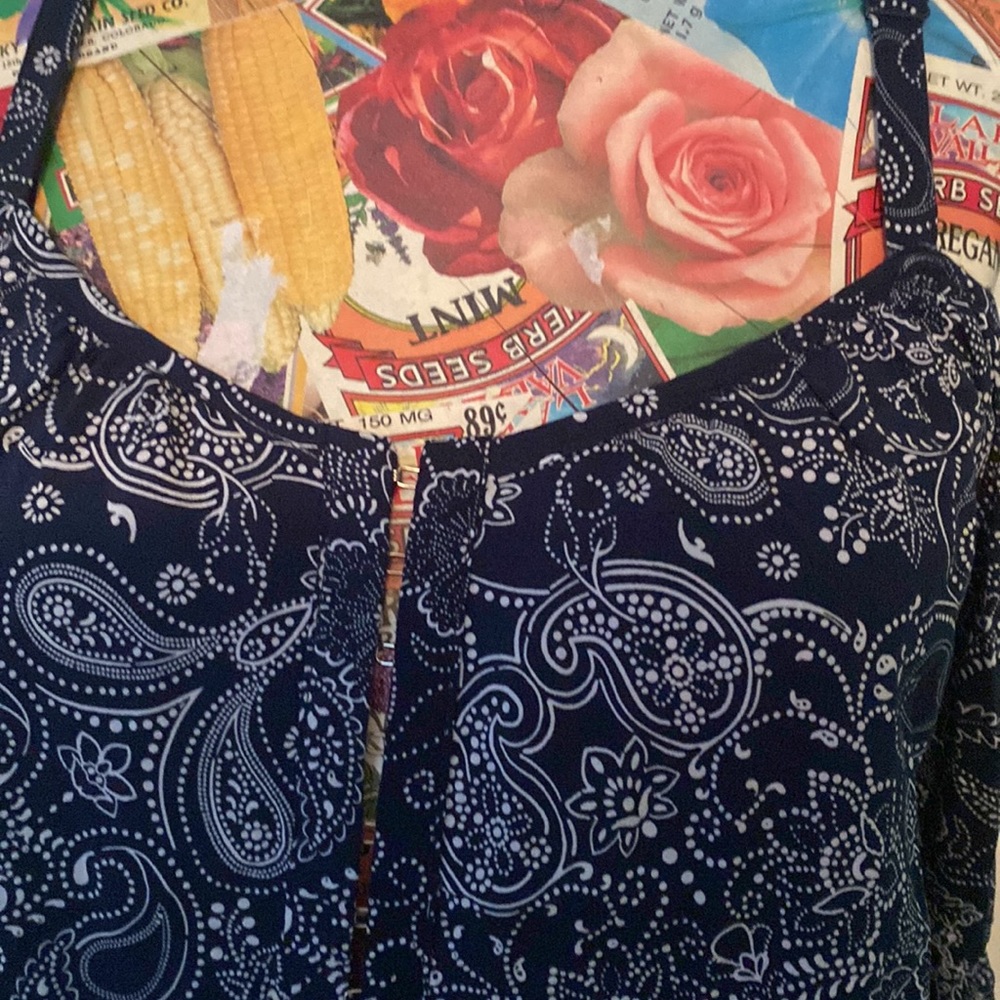 Spaghetti strap top - Picture 2 of 3